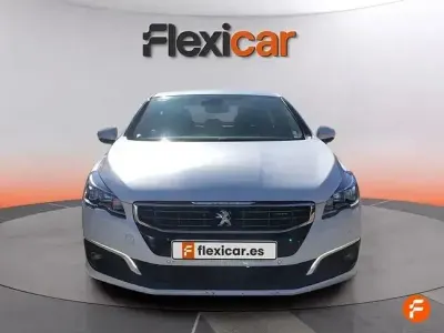 Usado Peugeot 508 Active 120 CV (88 kW) 2018 Blanco Berlina