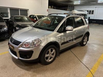 Gris / plata Usado 2008 Suzuki SX4 GLX SUV | 9990 €