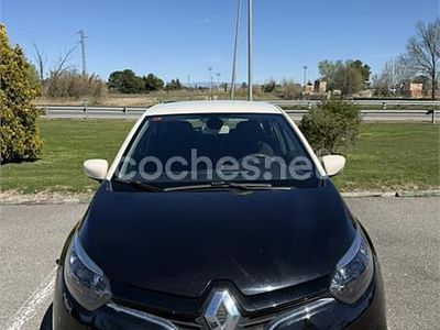 Usado Renault Captur Intens 90 CV (66 kW) 2015 Negro SUV