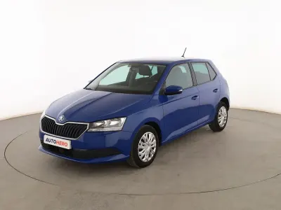 Usado Skoda Fabia Ambition 95 CV (69 kW) 2020 Azul Utilitario