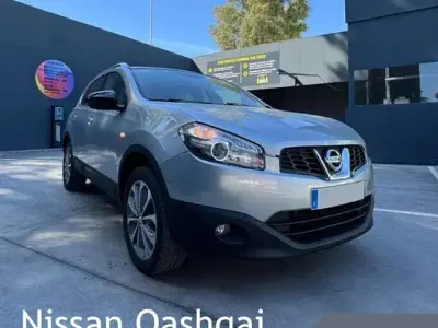 Usado Nissan Qashqai Premium Edition 140 CV (102 kW) 2013 Plateado SUV