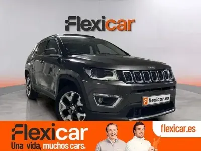 Usado Jeep Compass Limited 140 CV (102 kW) 2018 Gris SUV