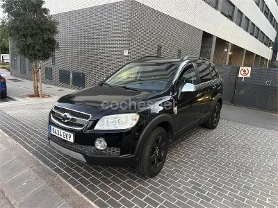 Usado Chevrolet Captiva LS 127 CV (93 kW) 2009 Negro SUV