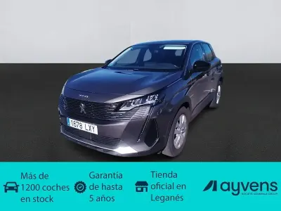 Usado Peugeot 3008 Active 131 CV (96 kW) 2022 Gris / plata SUV