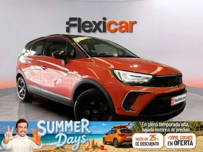Usado Opel Crossland GS Line 131 CV (96 kW) 2022 Naranja SUV