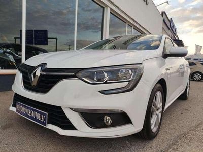Blanco Usado 2020 Renault Mégane GrandTour Zen Familiar | 13.900 € (Un poco caro)