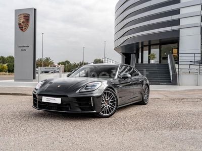 Usado Porsche Panamera 470 CV (345 kW) 2025 Gris / plata Utilitario