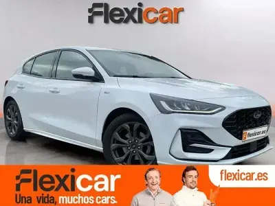 Usado Ford Focus ST-Line 155 CV (114 kW) 2023 Blanco Berlina