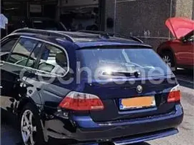 Usado BMW 530 258 CV (189 kW) 2005 Azul Familiar