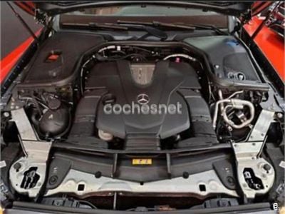 Usado Mercedes E450 367 CV (269 kW) 2019 Gris / plata Berlina