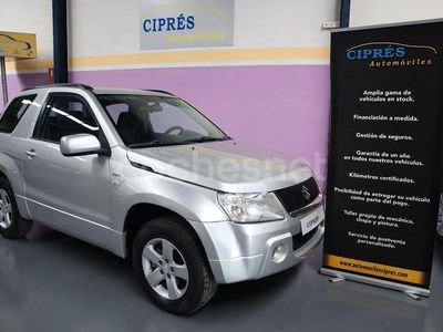 Plateado Usado 2007 Suzuki Grand Vitara SUV | 13.900 € (Caro)