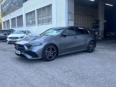 Usado Mercedes A200 150 CV (110 kW) 2025 Gris montaña
