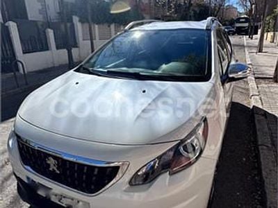 Usado Peugeot 2008 Style 100 CV (73 kW) 2018 Blanco SUV