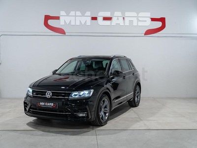 Käytetty VW Tiguan R-line 110 HP (80 kW) 2018 Musta Katumaasturi