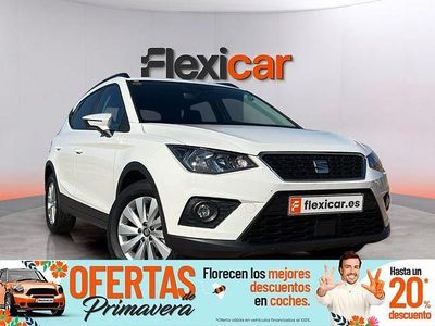Usado Seat Arona Style 95 CV (69 kW) 2019 Blanco SUV