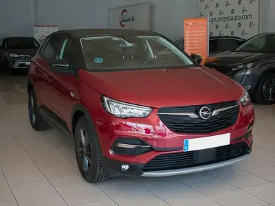 Usado Opel Grandland X Design & Tech 130 CV (95 kW) 2021 Rojo SUV