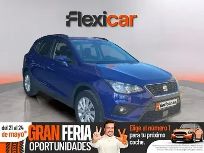 Usado Seat Arona Ecomotive 95 HP (69 kW) 2018 Azul SUV