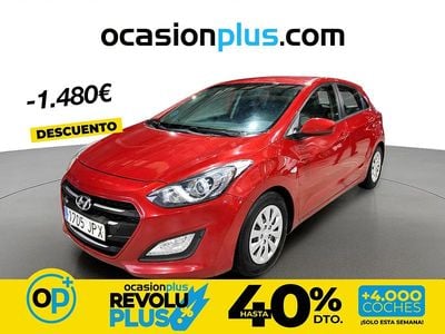 Usado Hyundai i30 100 CV (73 kW) 2016 Rojo