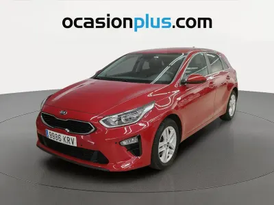 Usado Kia Ceed 116 HP (85 kW) 2018 Azul Citadino