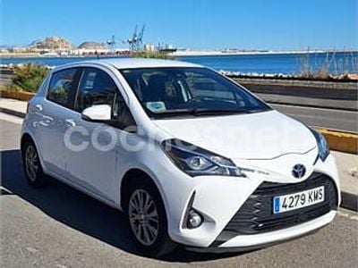 Blanco Usado 2018 Toyota Yaris Active Berlina | 12.800 € (Precio justo)