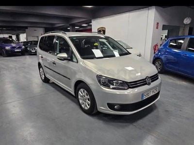 Używany VW Touran Advance 105 KM (77 kW) 2014 Szary Minivan