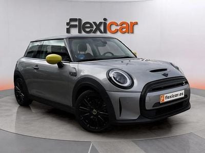 Usado Mini Cooper SE 135 kW (184 CV) 2023 Gris Utilitario