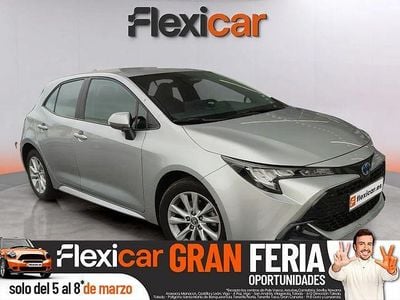 Usado Toyota Corolla Active 140 CV (102 kW) 2024 Gris / plata Berlina