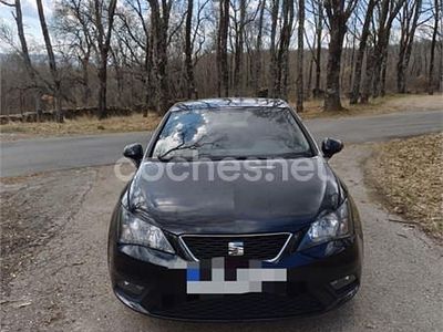 Usado Seat Ibiza Reference 90 CV (66 kW) 2015 Negro Berlina