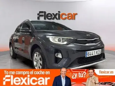 Usado Kia Stonic 120 CV (88 kW) 2017 Gris SUV