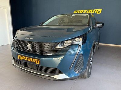 Usado Peugeot 3008 Allure 130 CV (95 kW) 2022 Azul SUV