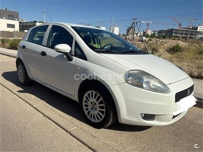 Usado Fiat Punto Easy 75 CV (55 kW) 2011 Blanco Utilitario