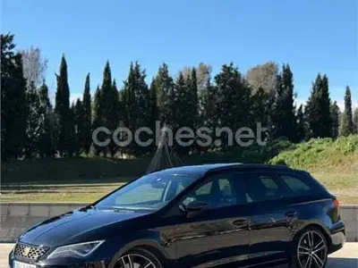 Usado Seat Leon ST 4Drive 300 CV (220 kW) 2019 Negro Familiar