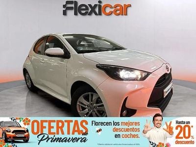 Usado Toyota Yaris Edition 125 CV (91 kW) 2022 Blanco Utilitario
