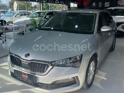 Usado Skoda 110 R Ambition 110 CV (80 kW) 2022 Gris / plata Berlina