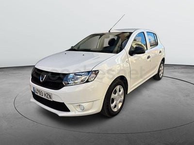 Usado Dacia Sandero Lauréate 90 CV (66 kW) 2014 Blanco Berlina