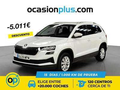 Usado Skoda Karoq Selection 115 CV (84 kW) 2024 Blanco SUV