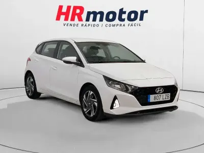 Usado Hyundai i20 101 CV (74 kW) 2022 Blanco Utilitario