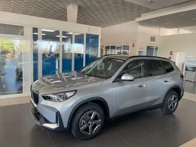 Nuevo BMW X1 163 CV (119 kW) 2026 Gris / plata SUV