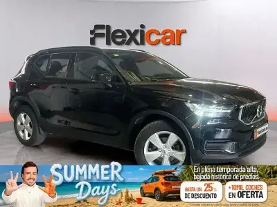 Usado Volvo XC40 Momentum 129 CV (94 kW) 2020 Blanco SUV