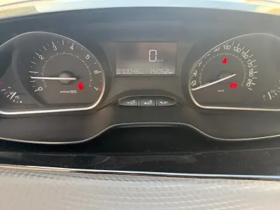 Używany Peugeot 208 Access 82 KM (60 kW) 2016 Szary Hatchback