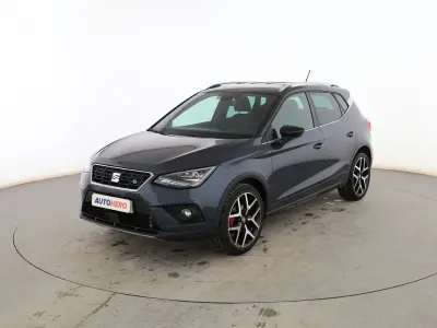 Usado Seat Arona FR 110 CV (80 kW) 2020 Gris SUV