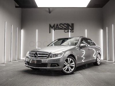 Usado Mercedes C180 Avantgarde 156 CV (114 kW) 2010 Gris / plata Berlina