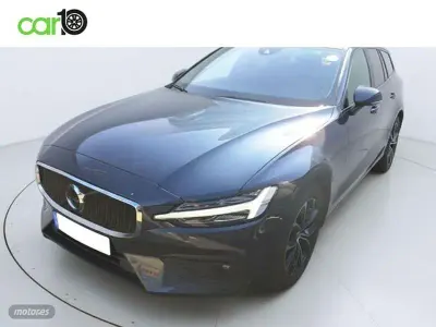 Usado Volvo V60 Momentum 150 CV (110 kW) 2021 Azul Familiar