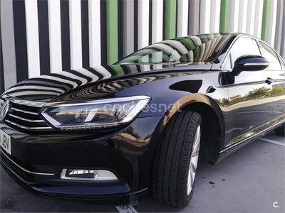 Negro Usado 2015 VW Passat Edition Berlina | 12.999 € (Caro)