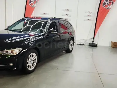 Usado BMW 318 Comfort Edition 143 HP (105 kW) 2013 Azul Carrinha