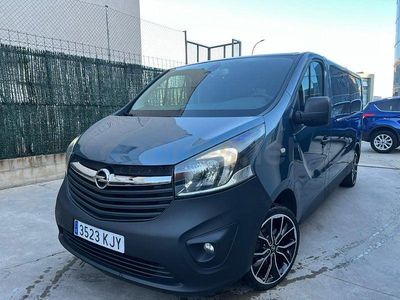 Usado Opel Vivaro 125 CV (91 kW) 2018 Azul Monovolumen