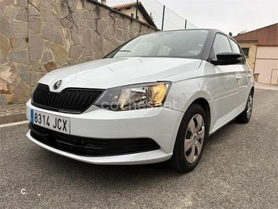 Blanco Usado 2015 Skoda Fabia Ambition Berlina | 7990 € (Precio justo)