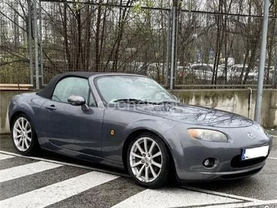 Usado Mazda MX5 Sportive 160 CV (117 kW) 2005 Gris / plata Descapotable