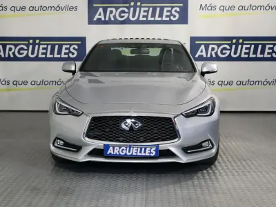 Usado Infiniti Q60 Premium 211 CV (155 kW) 2019 Gris / plata Coupe