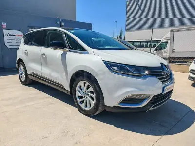 Käytetty Renault Espace Life 130 HP (95 kW) 2015 Valkoinen Tila-auto